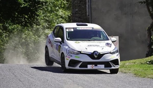 Renault Clio Rally5 Bapteme passager rallye circuit Issoire Saint Bres Roussillon Renault Clio Rally5 Bapteme passager rallye circuit Issoire Saint Bres Roussillon